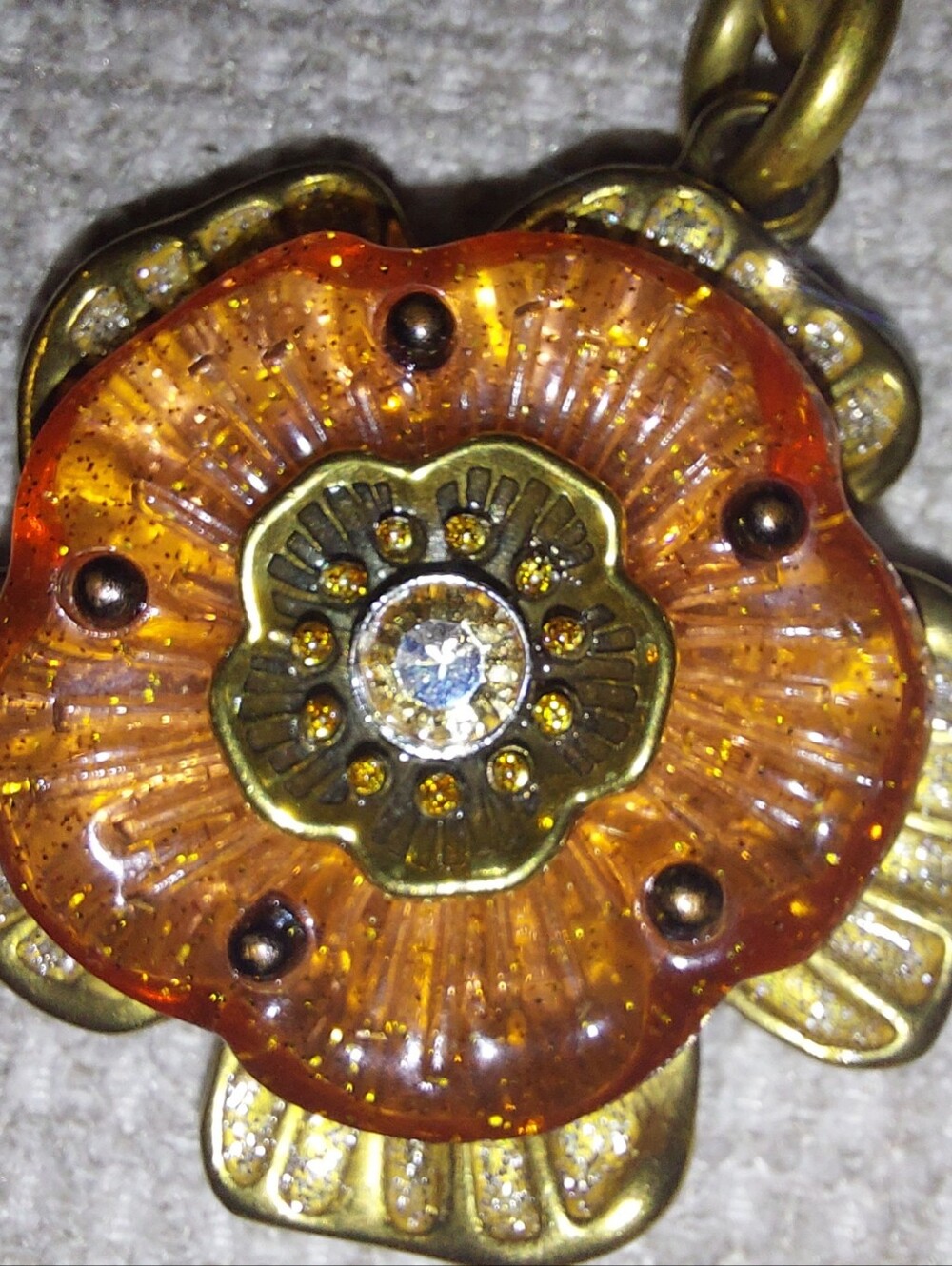 Coach 1941 Crystal Rivet Brass Swarvoski Limited Edition Tea Rose Bag Charm Key - Picture 4 of 6